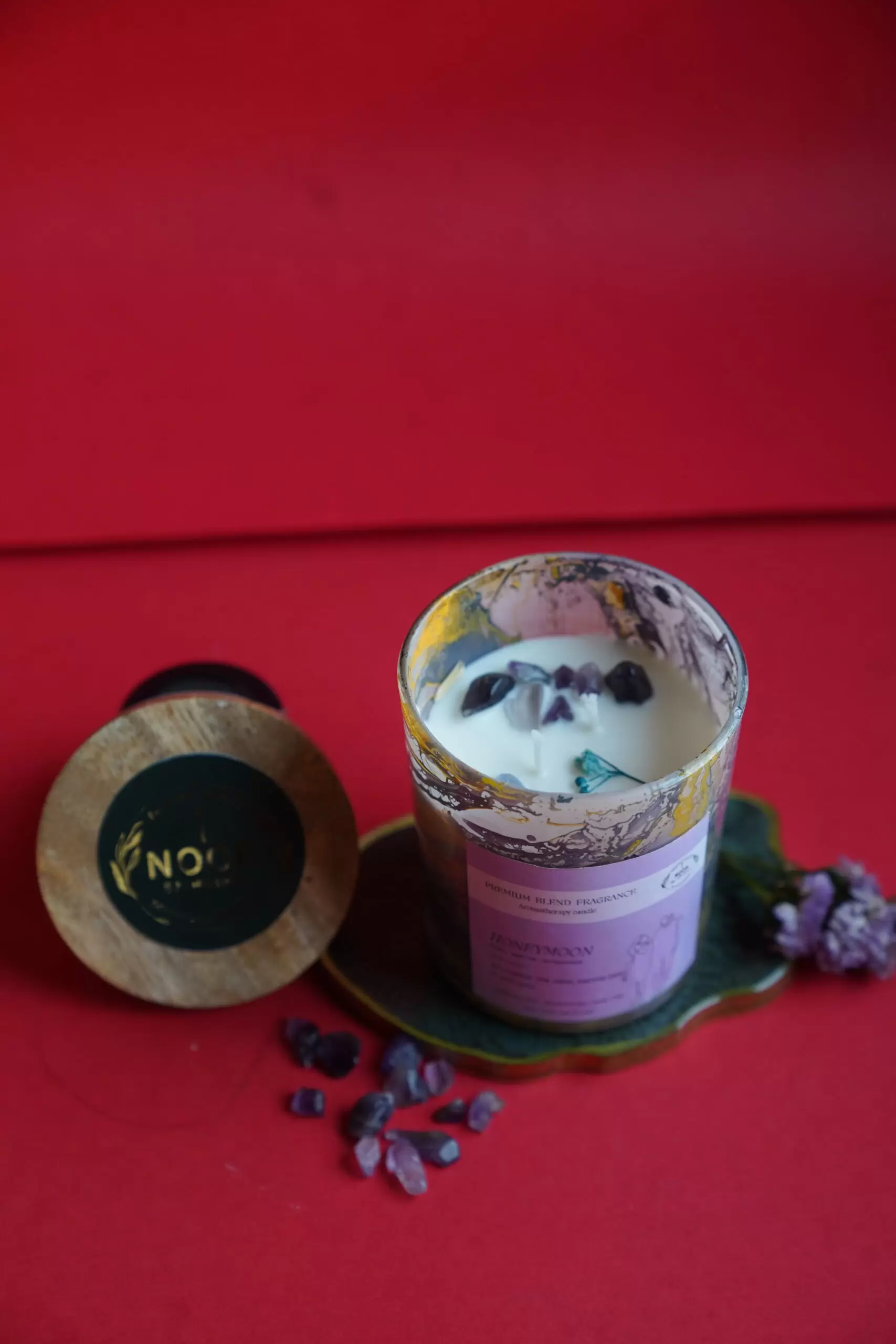 NOOR HONEYMOON CANDLE