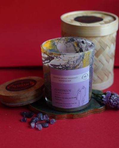 NOOR HONEYMOON CANDLE