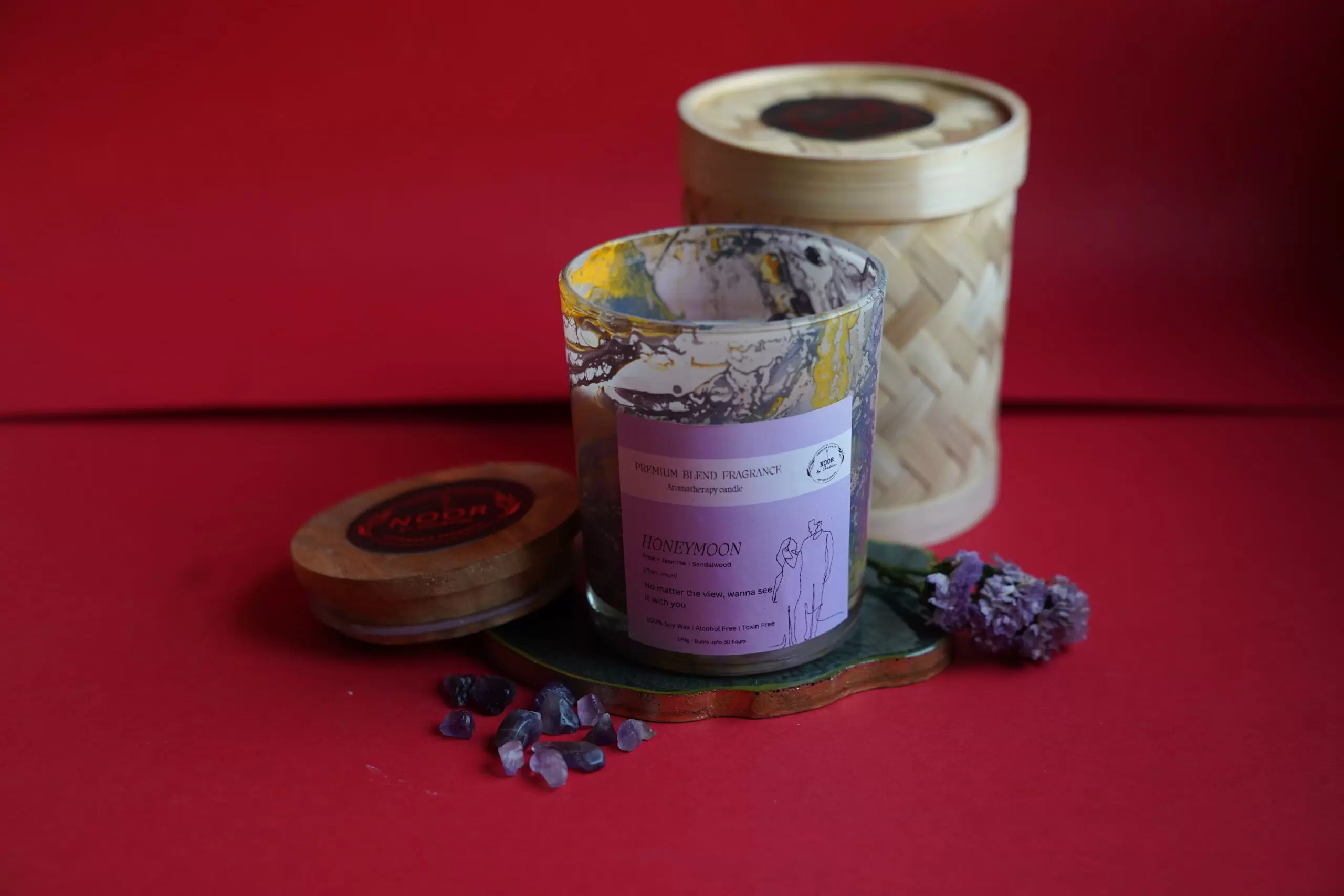 NOOR HONEYMOON CANDLE