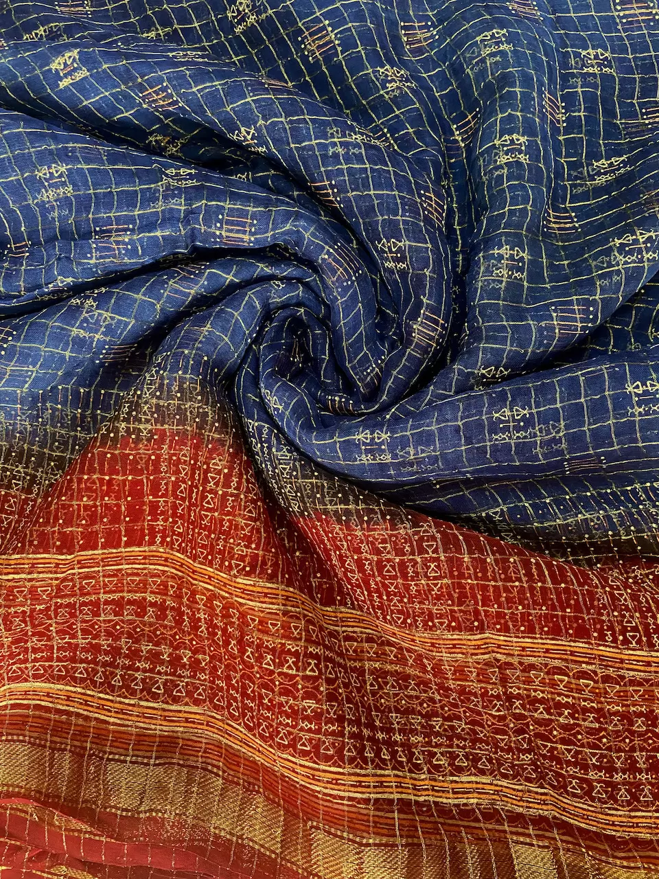 Gold Zari Weaving in Check Pattern with Abstract Point & Maroon Shaded Border On Navy Blue Georgette Fabric