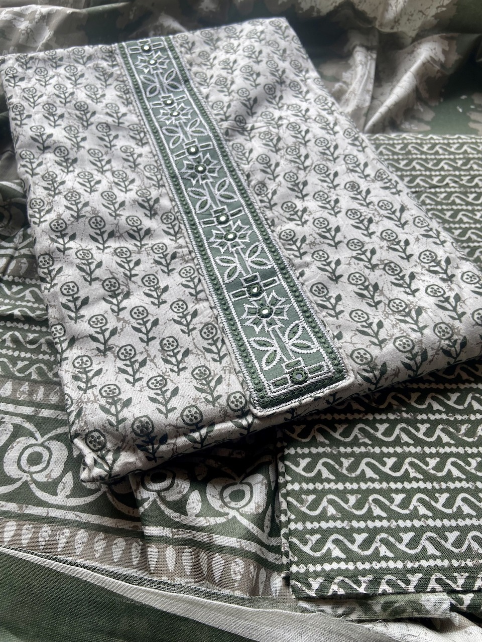 Green Buti Print Cotton Suit Set With Printed Cotton Dupatta