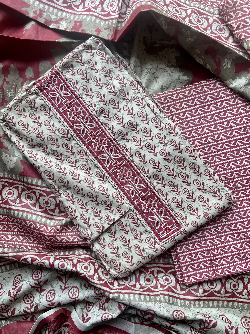 Maroon Buti Print Cotton Suit Set With Printed Cotton Dupatta