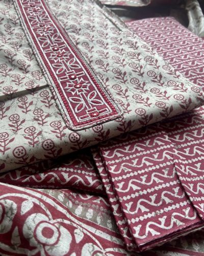 Maroon Buti Print Cotton Suit Set With Printed Cotton Dupatta