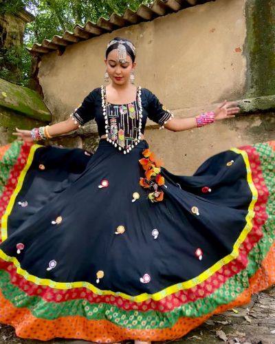 Designer Chaniya Choli For Navratri