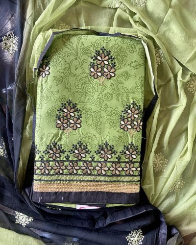 Parrot Green Printed Suit Set With Chiffon Dupatta