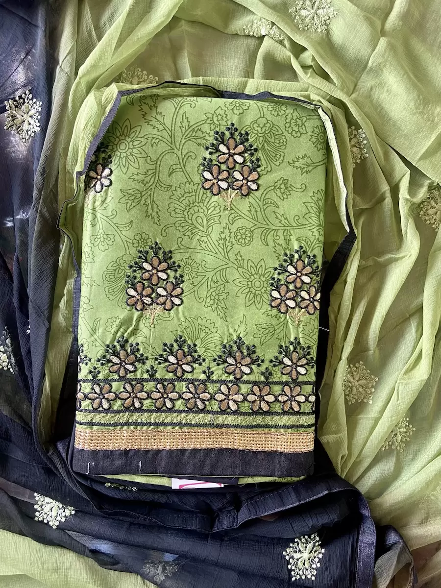 Parrot Green Printed Suit Set With Chiffon Dupatta