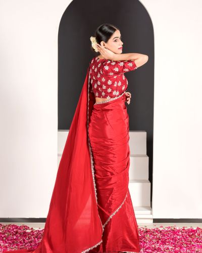 Naveli Red Pure Crepe Saree with Gota and Zari Embroidered Blouse