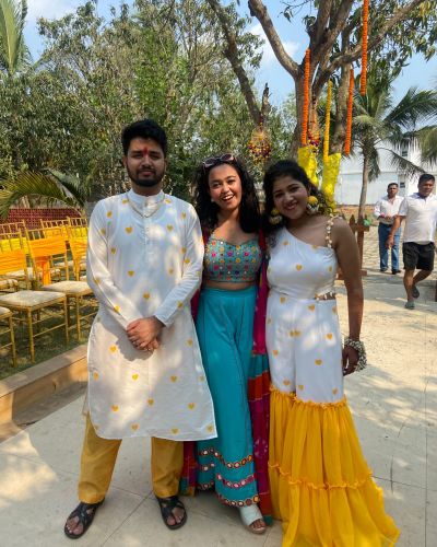 Couple Outfit For Haldi