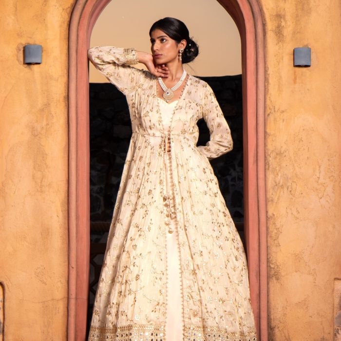 Ivory pure cosmos Tissue silk Lehenga set with full Aanarkal jacket