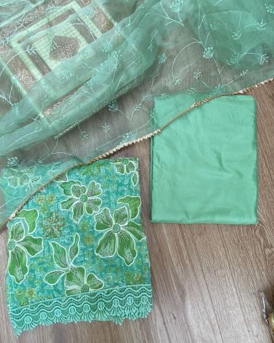 Green floral printed Organza unstitched suit set with Cut dana & sequin embroidery, Lace detailing and dupatta