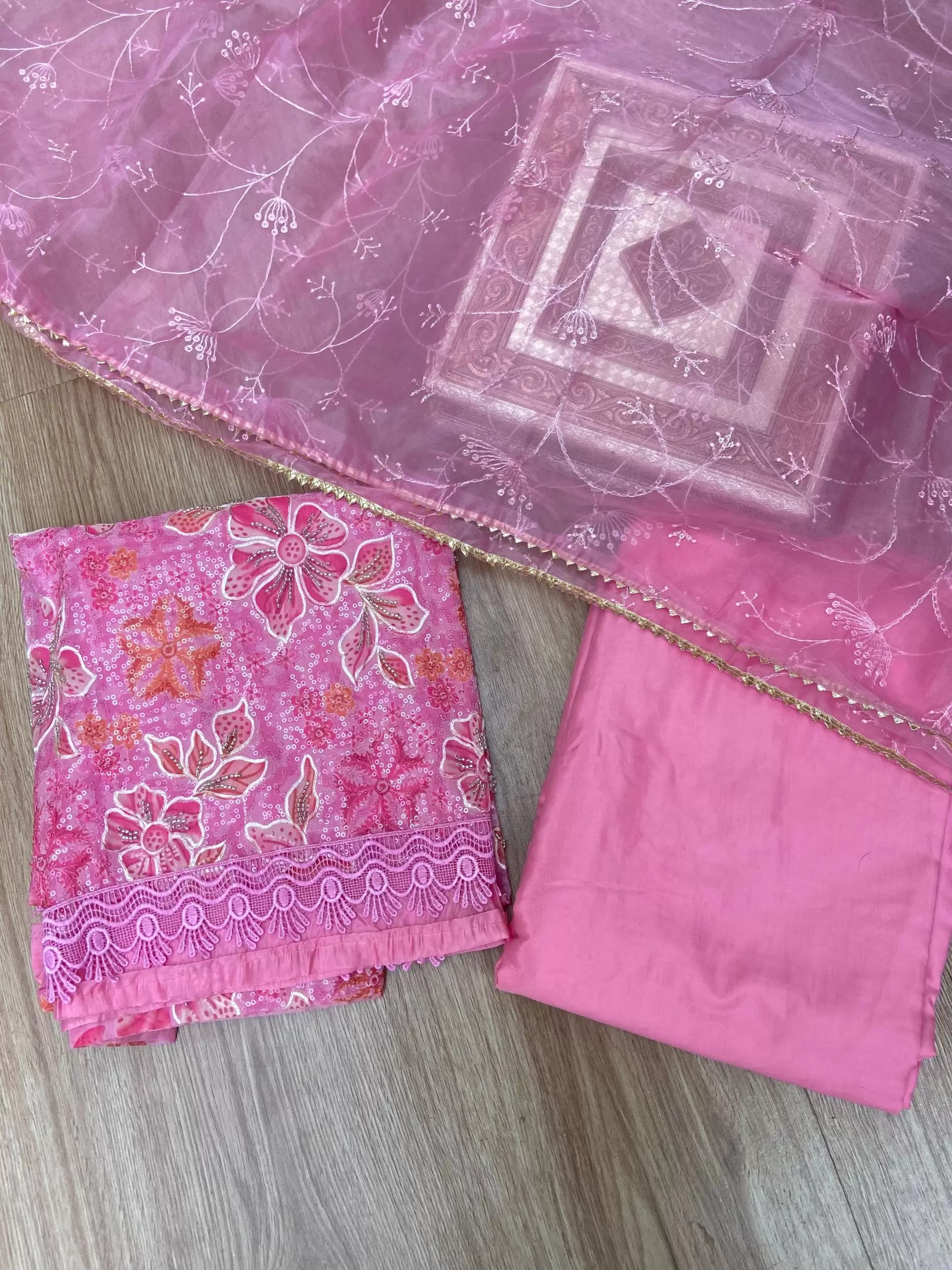 Pink floral printed Organza unstitched suit set with Cut dana & sequin embroidery, Lace detailing and dupatta