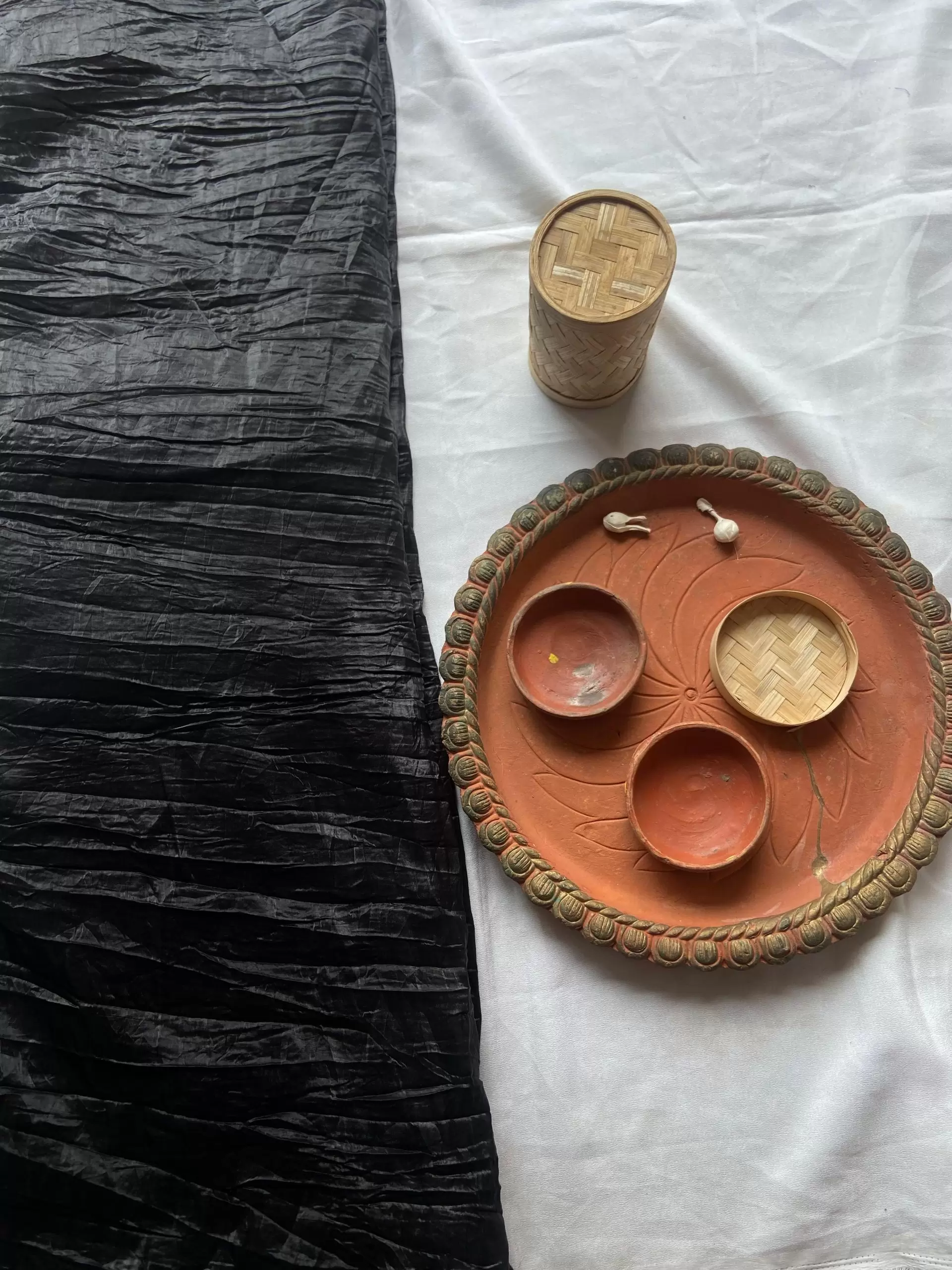 Black crush tissue silk fabric