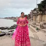 Pink pure banarasi dola silk heavy embroidery border lehenga set with heavy hand embroidery blouse