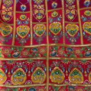 Pure Crepe Position Print Fabric In Multicolour