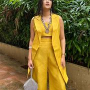 Sleeveless Lapel Long Jacket Co-ord Set In Bright Yellow Colour